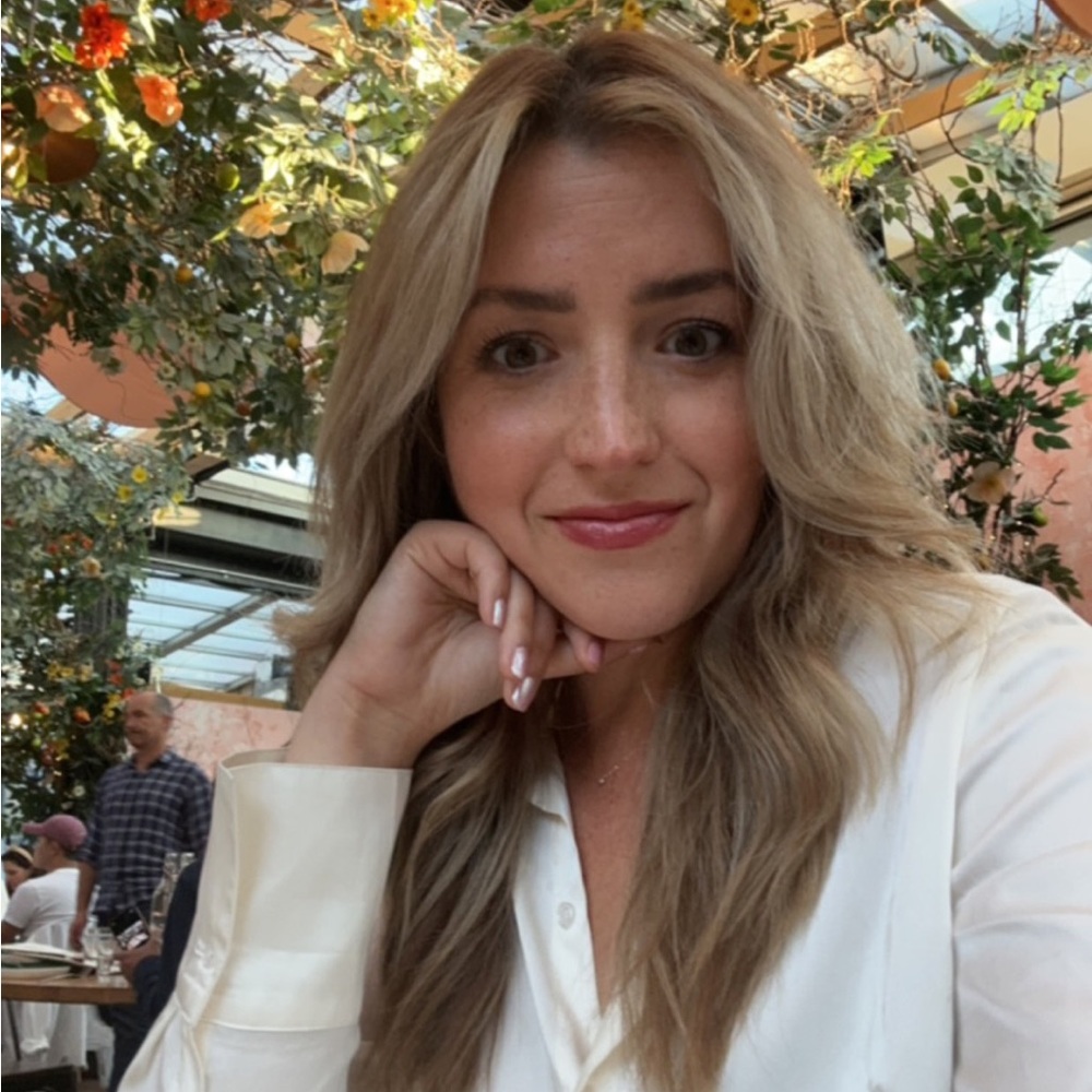 Meet your Posher, Monica